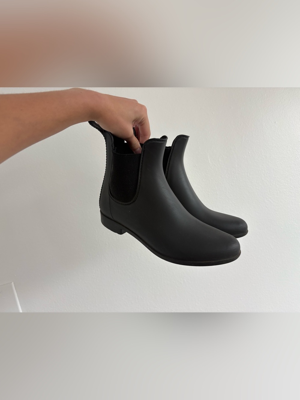 Target Mossimo Black Ankle Chelsea Rain Boots Fall Autumn Size 7